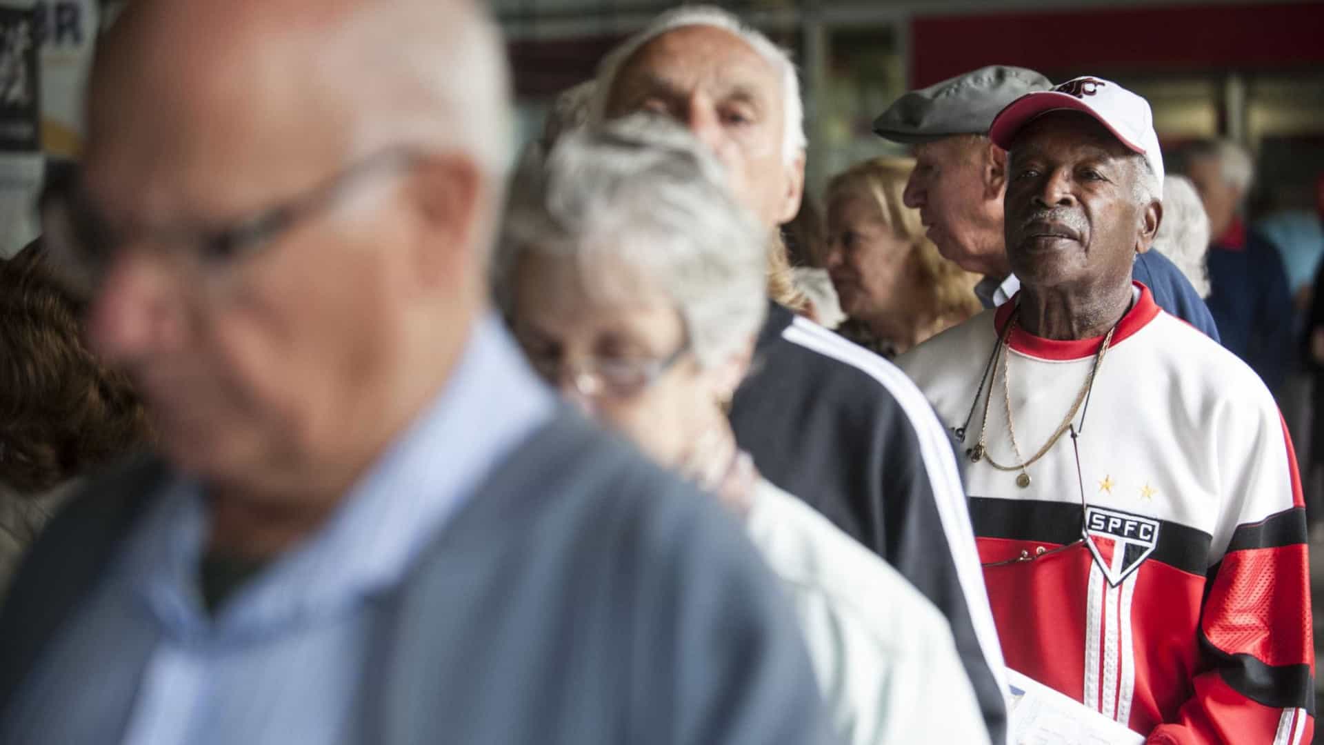 Idosos livres do IPTU: Descubra se você tem direito!