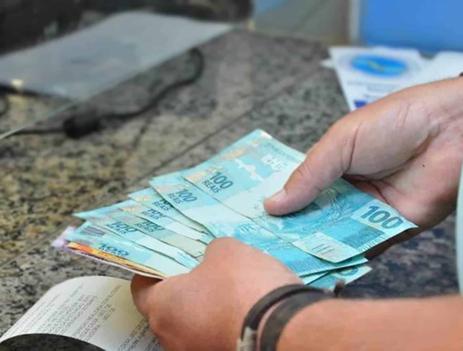 Você pode ganhar 14º salário em 2026? Saiba a verdade!