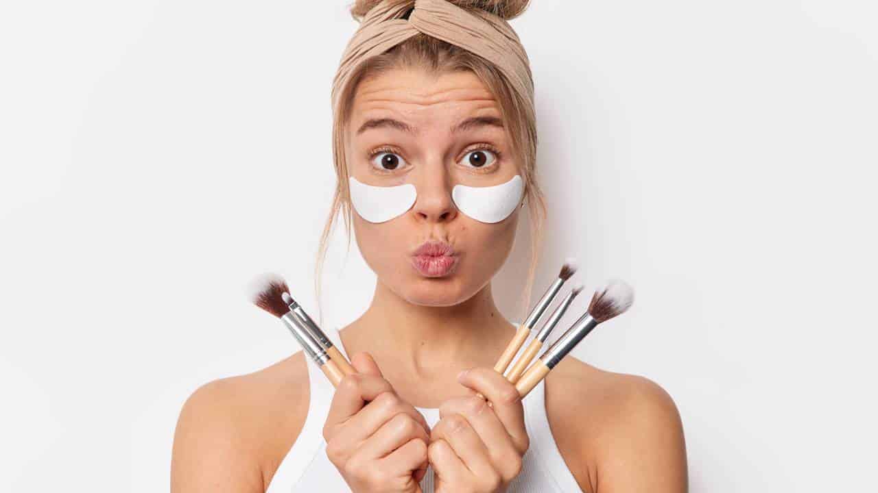 Maquiagem para iniciantes: quais as MELHORES DICAS que devem ser levadas em consideração
