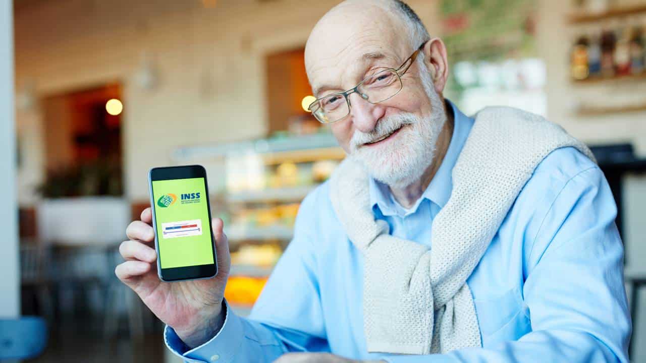 QUAIS aposentados do INSS têm direito a Nova Carteira Digital com benefícios exclusivos?