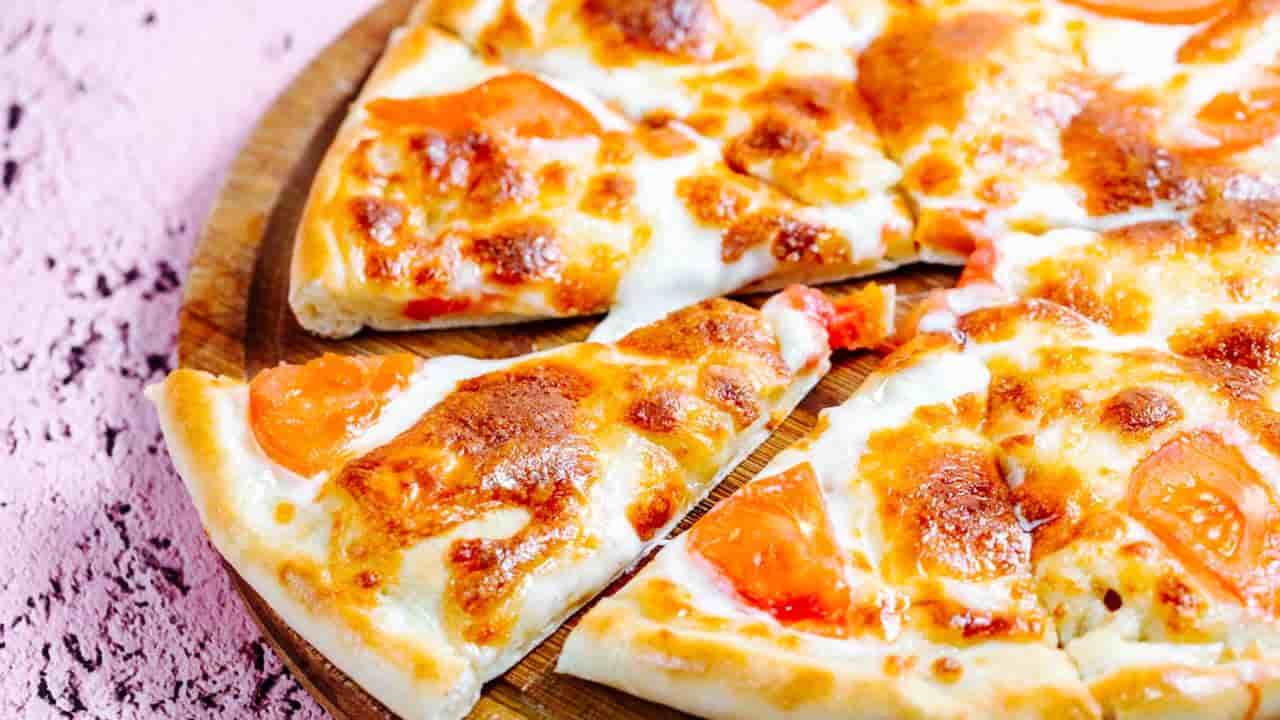 Faça sua pizza no LIQUIDIFICADOR de modo fácil e rápido: todo mundo vai pedir bis!