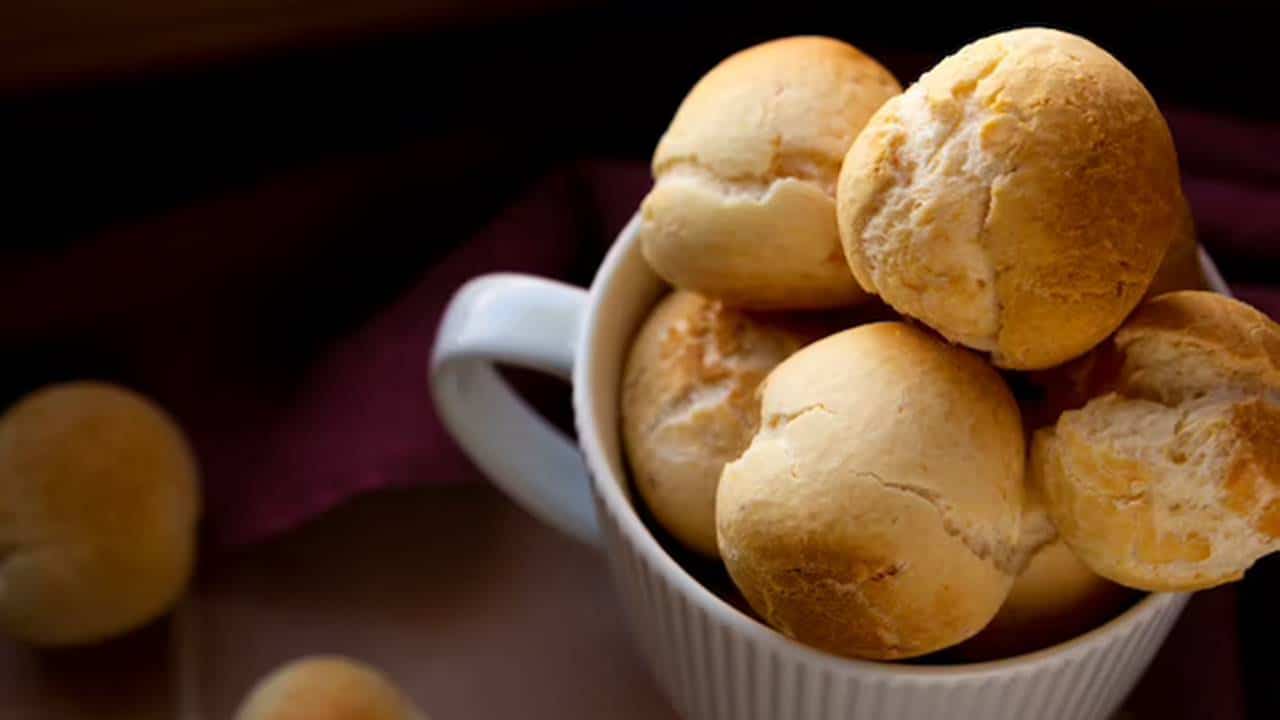 Todos vão amar: Faça deliciosas bolinhas de queijo