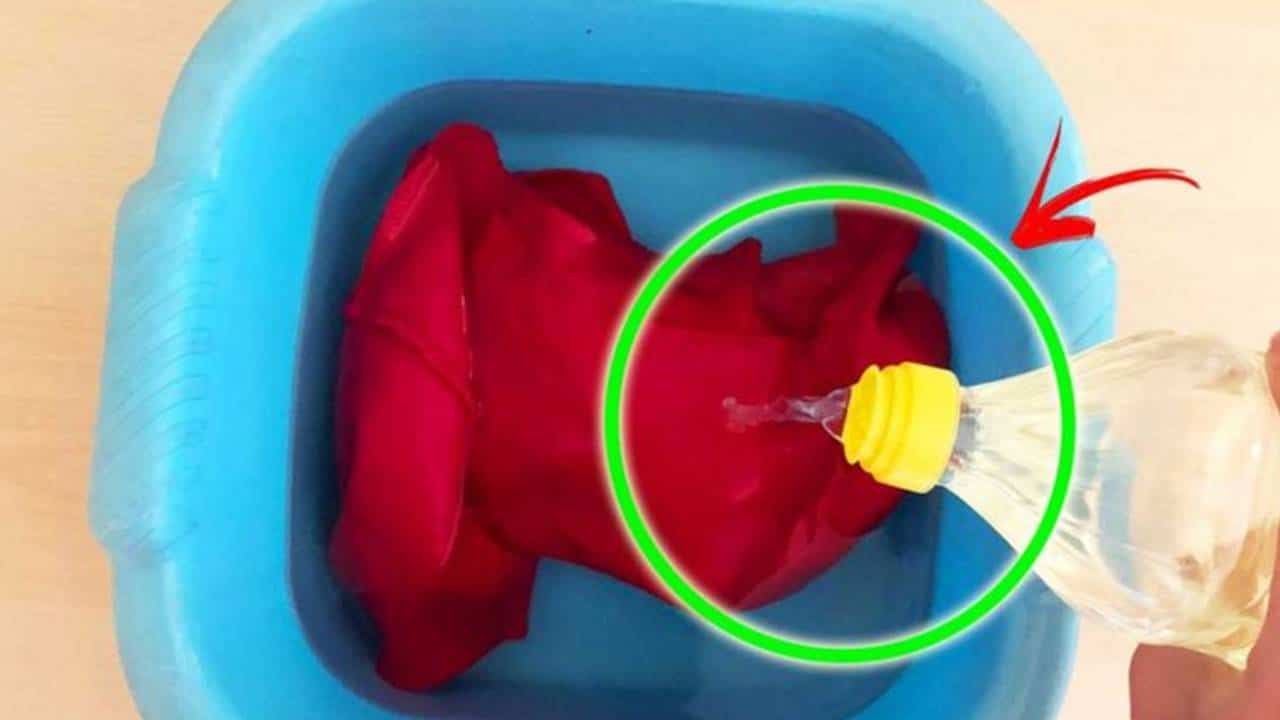 Como RESTAURAR as cores de suas roupas? Aqui estão algumas dicas