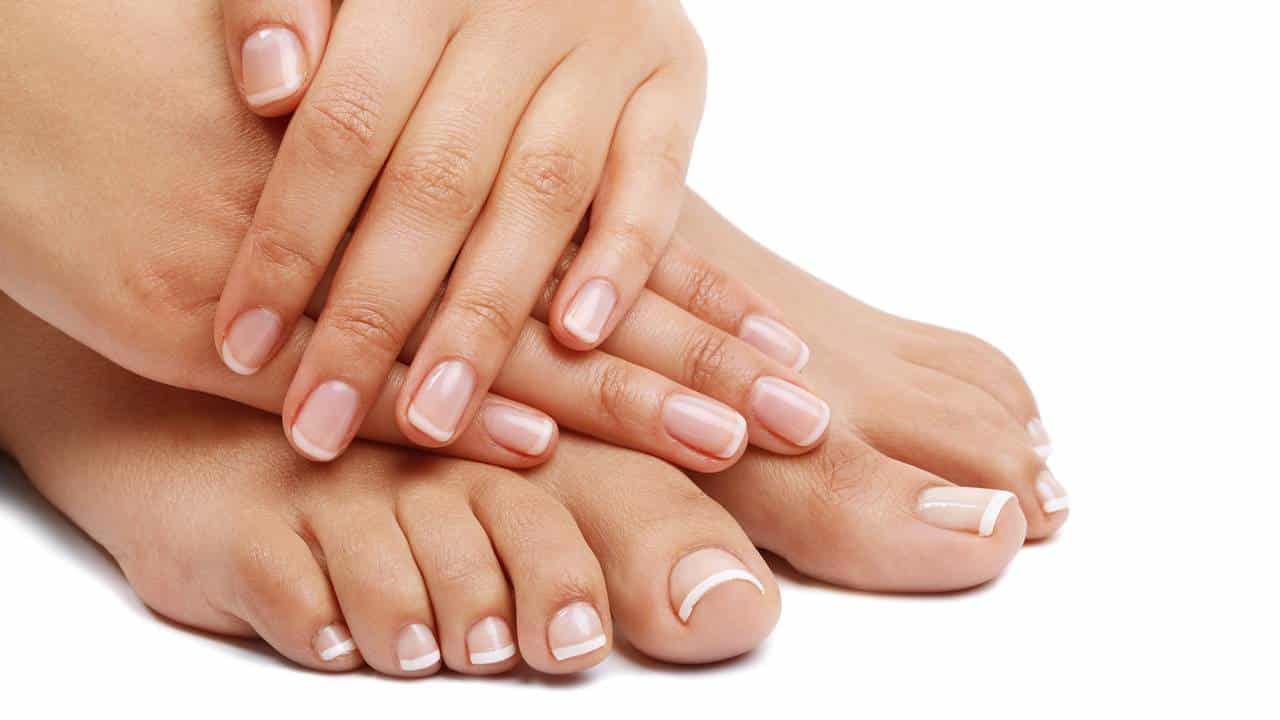 Creme caseiro para TRATAR pés secos e rugas nas mãos