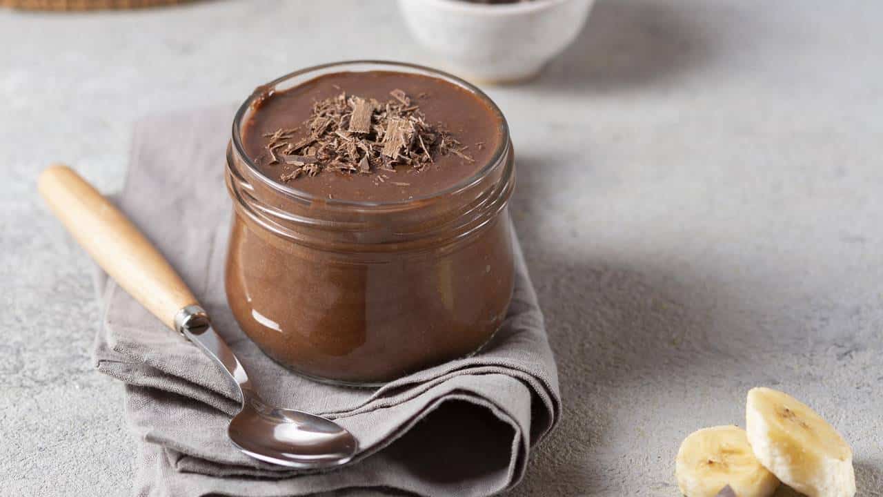 Este mousse de CHOCOLATE vai te levar ao delírio de tão bom: fica pronto em 5 minutos!