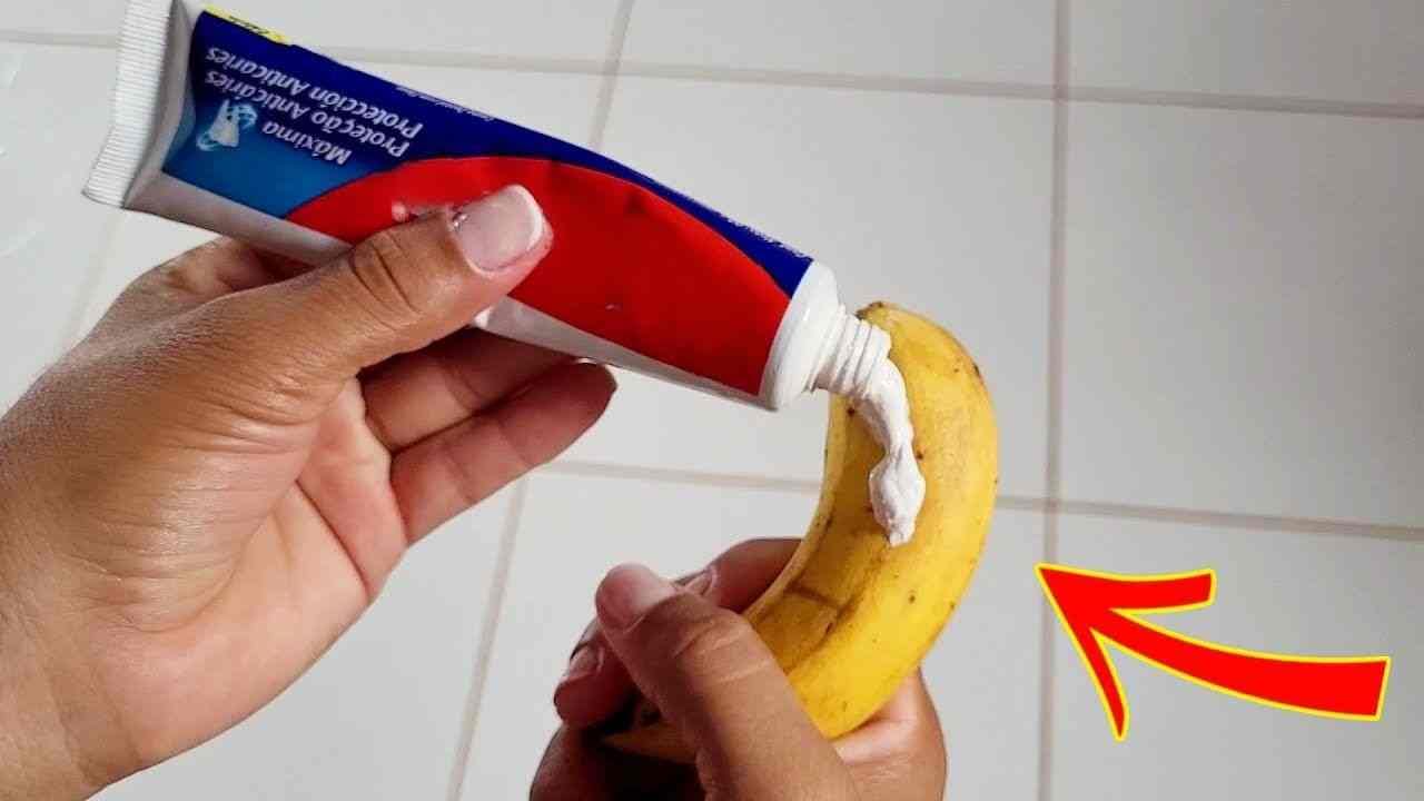 Banana e pasta de dente: PARA QUE SERVE e por que misturá-los?