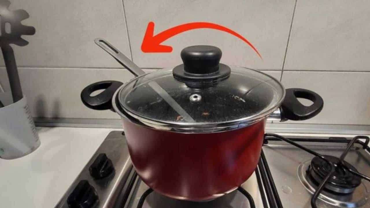 NUNCA deixe a concha na panela: é isso que pode ACONTECER!