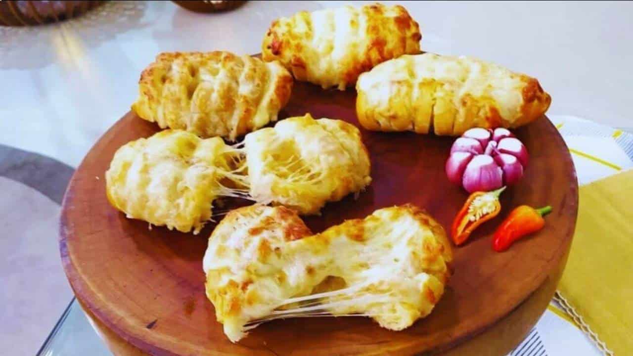 É fácil fazer o pão de alho CREMOSO que a Ana Maria Braga ensinou!