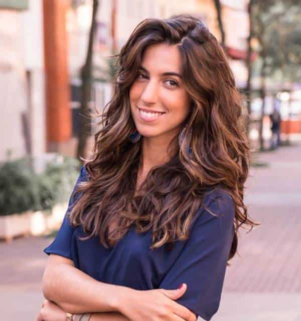 Penteados MODERNOS: 3 cabelos que mantêm sua aparência jovem e elegante!