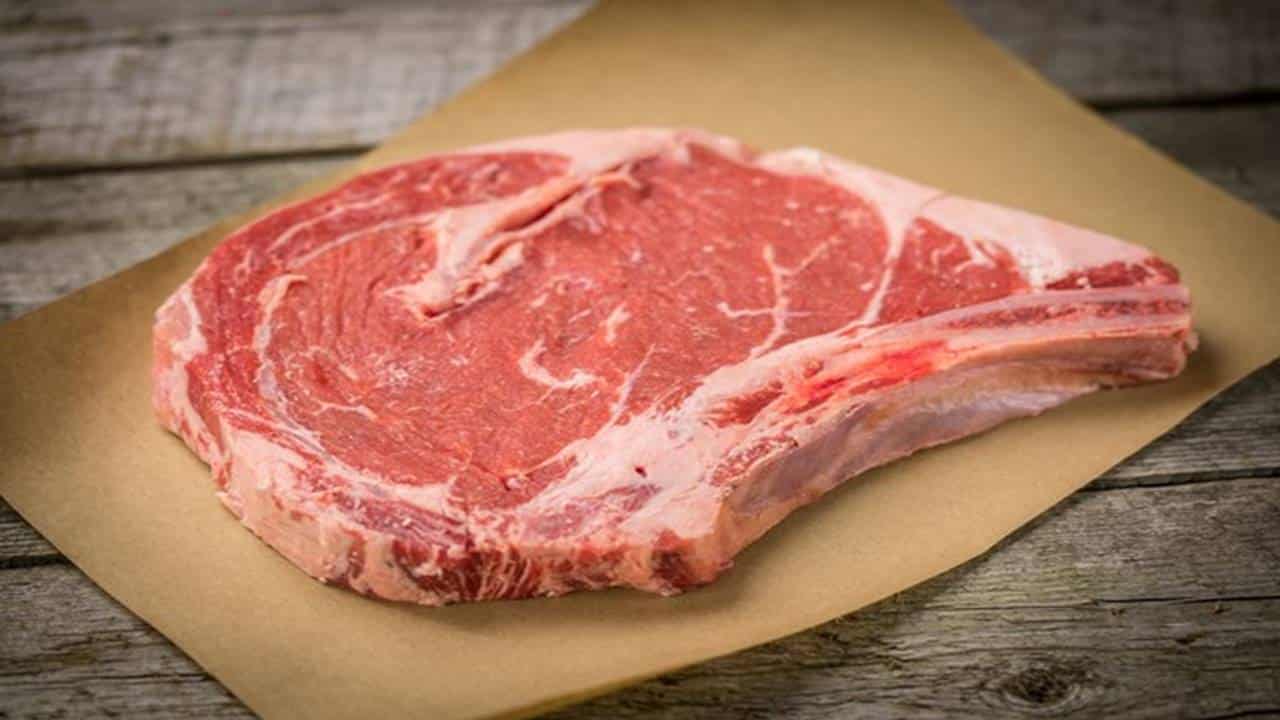 Dicas para escolher os cortes de carne certos para sua refeição e orçamento