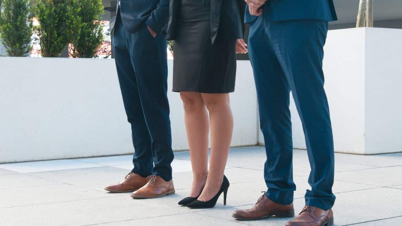 Psicologia: Qual cor usar em uma entrevista de emprego para ser contratado?
