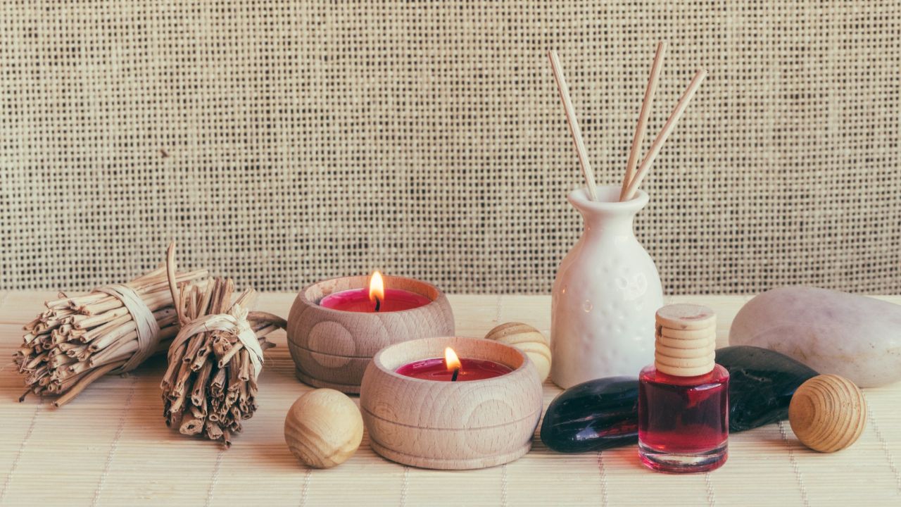 5 aromas para perfumar a sua casa e evitar o cheiro de poeira e mofo!