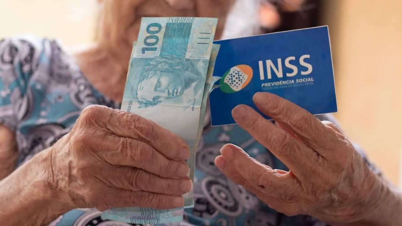 14º salário do INSS volta à ser notícia em 2025: O que é verdade?