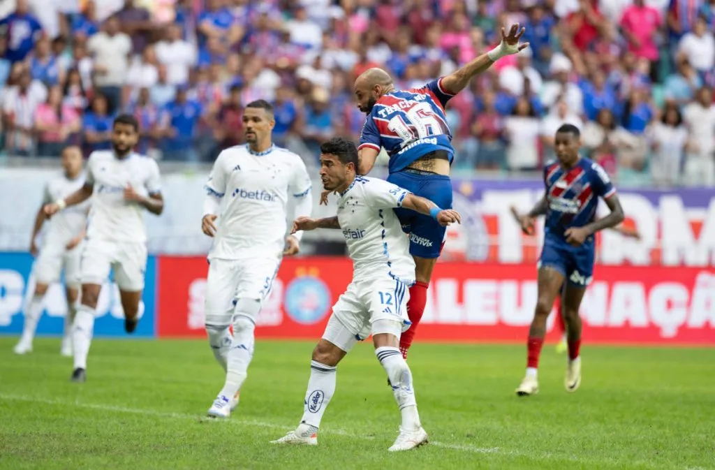Cruzeiro x Bahia pelo Brasileirão: onde assistir, horário, escalações e o que esperar do confronto