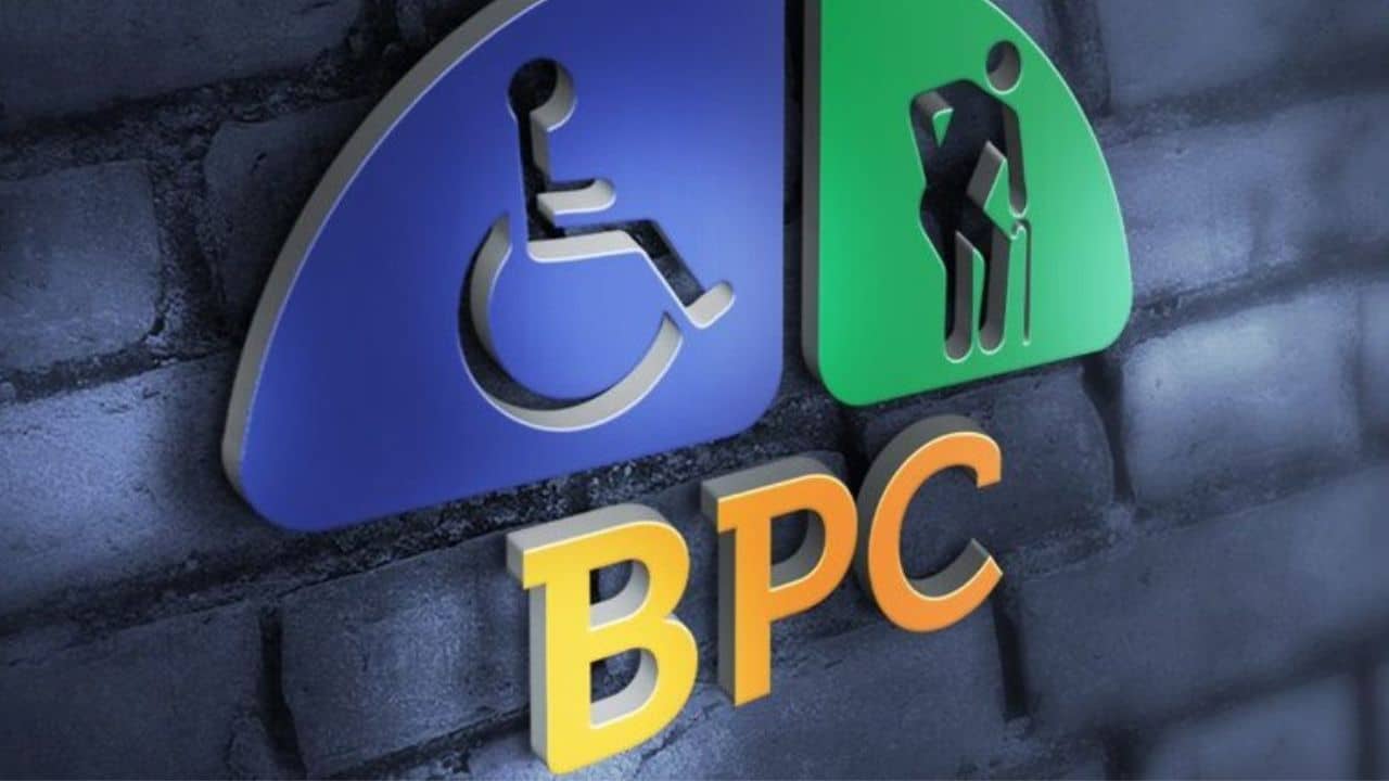 Governo discute 13º salário para quem recebe BPC em 2025