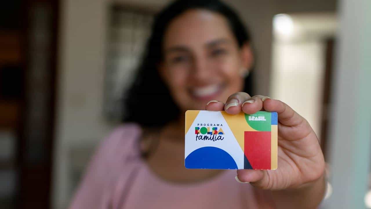 Caixa libera nova parcela do Bolsa Família nesta segunda-feira (26)